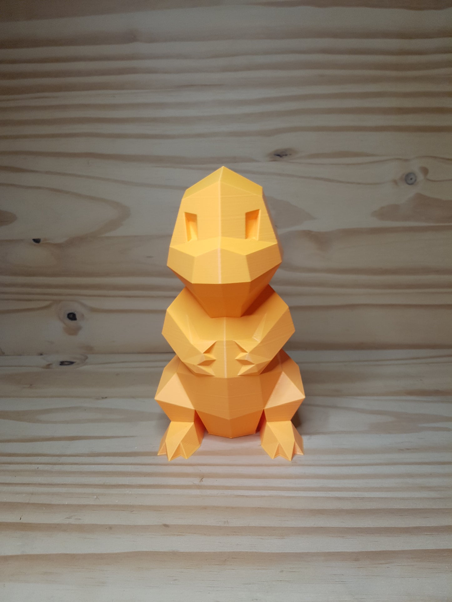 #004 Low Poly